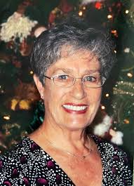 Kitty Helton's Instagram, Twitter & Facebook