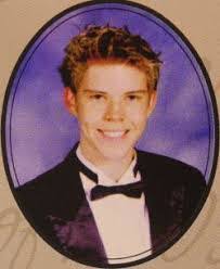 Damian Pearsall's Instagram, Twitter & Facebook