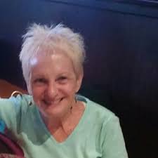 Pam Warfield's Instagram, Twitter & Facebook