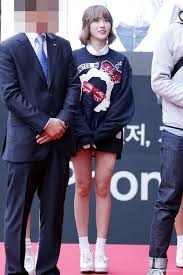 9 Female Idols With Perfect Proportions Despite Being Short Koreaboo Female Wjsn Luda Celebrity Bodies