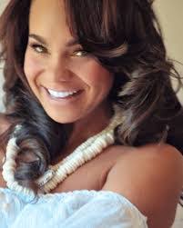 Beth Payne's Instagram, Twitter & Facebook