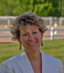 Jennifer Callies's Instagram, Twitter & Facebook