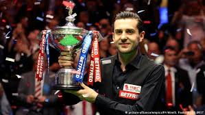 The world snooker championship trophy. England S Mark Selby Earns Third World Snooker Crown News Dw 01 05 2017