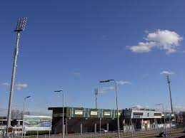 De club kwam uit in de eredivisie, na 34 speelrondes eindigde de club op een 13e plaats. Oosterenkstadion Wikipedia
