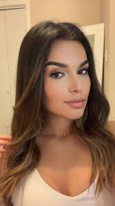 Nada Rahman's Instagram, Twitter & Facebook