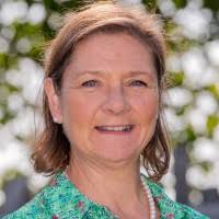 Ellen Franks Email & Phone Number