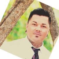 30+ "Decarlo" profiles