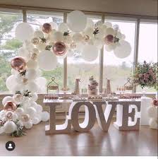 El salón globos se ubica en quintana roo y será el escenario perfecto para organizar y desarrollar la recepción de la boda con la. Pin De Whitney Shelton En Engagement Party Globos Decoracion Boda Decoracion Boda Con Globos Decoracion Boda Civil