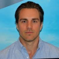 Robin Caswell's Instagram, Twitter & Facebook