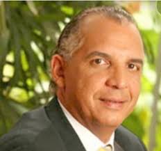 Presidente de Apedi Fernando Capellan, recibió una comisión del comité  Gurabo Municipio, con quienes compartió opiniones con relación a la  posibilidad que esta pujante comunidad Gurabera, sea convertida en  Municipio. La comisión