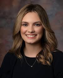 Courtney Caswell's Instagram, Twitter & Facebook