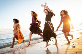 Lijana kaggwa aus kassel ist als finalistin frühzeitig bei gntm 2020 ausgestiegen. Bestes Halbfinale Seit Elf Jahren Heidi Klum Und Ihre Gntm Models Machen Prosieben Presseportal