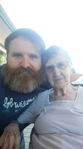 Two Harris worthies from the past,Shona Macleod and Katie Macaskill. The  photos were taken by our niece Donna MacLean a long time ago but so worth  sharing.❤️