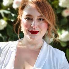 Martha Burnham's Instagram, Twitter & Facebook