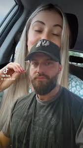 Lauren Arbuckle's Instagram, Twitter & Facebook