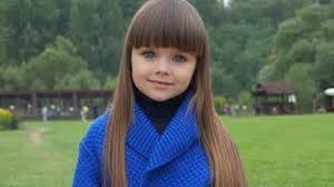 Qui sont les plus belles femmes du monde ? Russie La Plus Belle Fille Du Monde Est Agee De 8 Ans L Frii