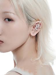 2023 novo original piercing lua brincos nicho design frio estilo punk  feminino jóias presente de festa