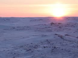 Barrow, alaska is at a latitude of 71.3 degrees north. What Life Is Like In Alaskan Town That S Dark From November To January Business Insider