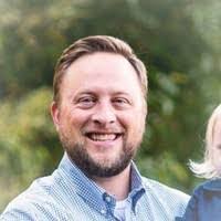 Carolyn Oberle's Instagram, Twitter & Facebook