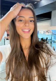 Corte da @biatorga. 🤍🤍