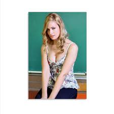 Amazon.com: MYRRHE Beth Behrs Sexy Posters Aesthetic Posters Wall  Decoration Posters Canvas Poster Wall Art Decor Print Picture Paintings for  Living ...