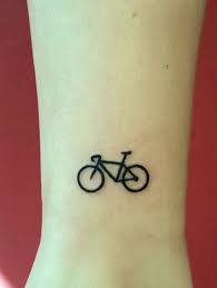 Tiny Tattoo On The Ankle Styleoholic Fahrrad Tattoo Mini Tattoos Biker Tatowierungen