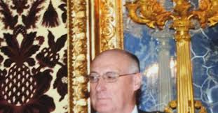 El General Carlos Bianchi entrega su Fajín a la Virgen de la Soledad de  Gibraleón en el 75 Aniversario