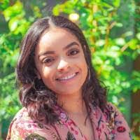 Deanna Randolph's Instagram, Twitter & Facebook