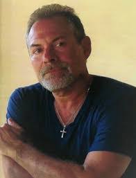 Alice Lamm's Instagram, Twitter & Facebook