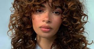 Voted best curly hair stylist of the san francisco bay area by san francisco magazine, dianne nola works exclusively with naturally curly hair. Curly Shag Has A Lot Of Nice Textures Here Are 7 Ways To Wear It London News Time