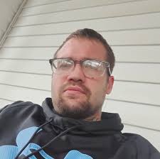 Are there any mechanics who can fix my van or know of a vehicle I can make  payments