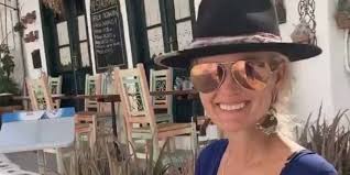 Compte de soutien à laeticia ,jade ,joy❤️ @lhallyday @jadehallyday @j0yhallyday @jhallyday ❤️ mon 2eme compte: Laeticia Hallyday Pose Avec Ses Proches Et Fait Sensation Sur Instagram Mce Tv