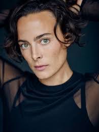 Luis Penn's Instagram, Twitter & Facebook