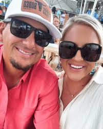 Emily McKinney (@emily.mckinney_) • Instagram photos and videos