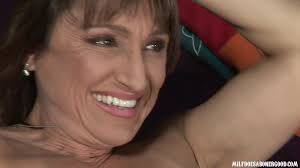 Horny MILF Jillian Foxxx in hard interracial video  Analdin.com
