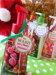 Consider these christmas gift ideas for coworkers and colleagues this holiday season. 20 Quick Easy And Cheap Neighbor Gift Ideas For Christmas It S Always Autumn