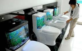 No Room For An Aquarium Think Again 20 Unusual Places In Your Home For Fish Tanks Cool Fish Tanks Cool Toilets Fish Tank Design