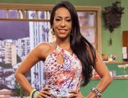 Samantha schmütz cannet (born january 28, 1979) is a brazilian actress, comedian, singer and presenter. Samantha Schmutz Nao Aprova Escolha De Ludmilla Para Serie Da Globo