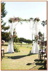 Helpful Advice For Holding Great Wedding Decorations Budget Wedding Wedding Arch Rustic Outdoor Wedding Ceremony Wedding Arches Outdoors