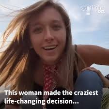 This girl decided to leave the comforts of home life to live in her car! 😱  🚙