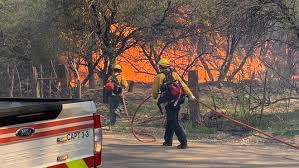 Pinal county is located in the central part of the u.s. Dudleyville Evacuated As Margo Fire Burns Destroys Structures