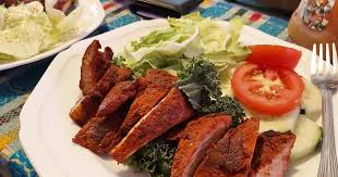Carne Adobada Con Ensalada Verde Y Roja Receta De Donchoco Pina Cookpad