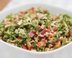 Recette De Salade De Quinoa Aux Legumes Recette Salade De Quinoa Recette Salade Recettes De Cuisine