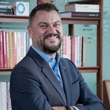 Peter Willoughby's Instagram, Twitter & Facebook