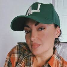 Anyone know a good tattoo artist in grove city? 🙂