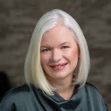 Teri Lang's Instagram, Twitter & Facebook