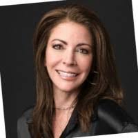 Lori Griswold's Instagram, Twitter & Facebook