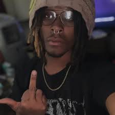 Philly Artist who rapped about real life situations has now sadly passed  away 💔 after he was reportedly sh*t & k*lled in Philly today 🕊️ RIP to  him.