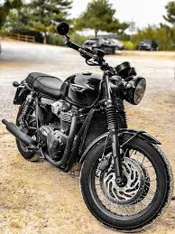 Pin By Thegioinghien On Xe Hơi Va Xe Gắn May Triumph Bikes Retro Motorcycle Triumph Cafe Racer