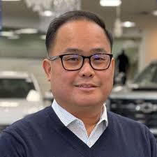 Meet Our Staff I Meet the Expert Staff of Roy Foss Cadillac Thornhill Today